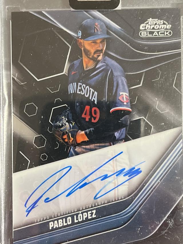 2023 Topps Chrome Black Pablo López AUTOGRAPH CARDS #CBA-PL