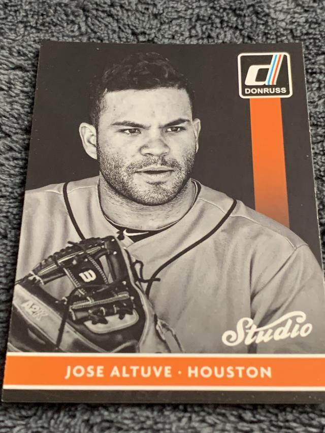 2015 Donruss Jose Altuve Studio Set #7