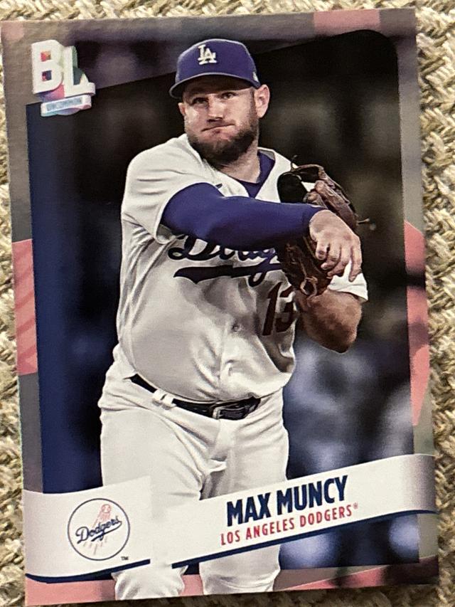 2024 Topps Big League Max Muncy UNCOMMON RAINBOW FOIL #236