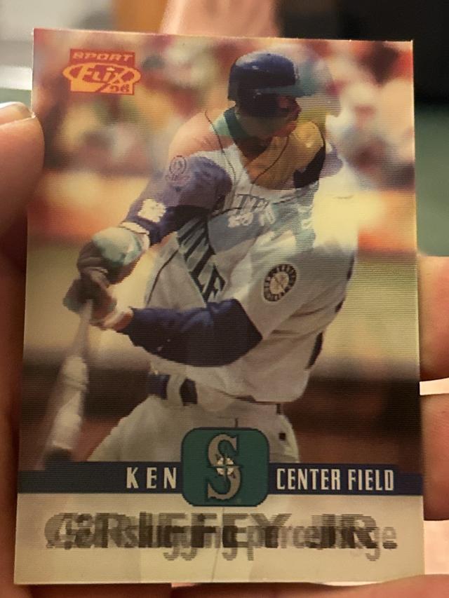 1996 Sportflix Ken Griffey Jr. ﻿Base Set #18