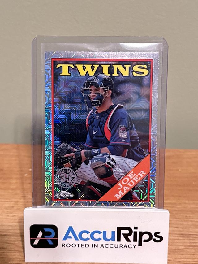 2023 Topps Joe Mauer 1988 Chrome Silver Pack Update Series Mojo #T88CU-48