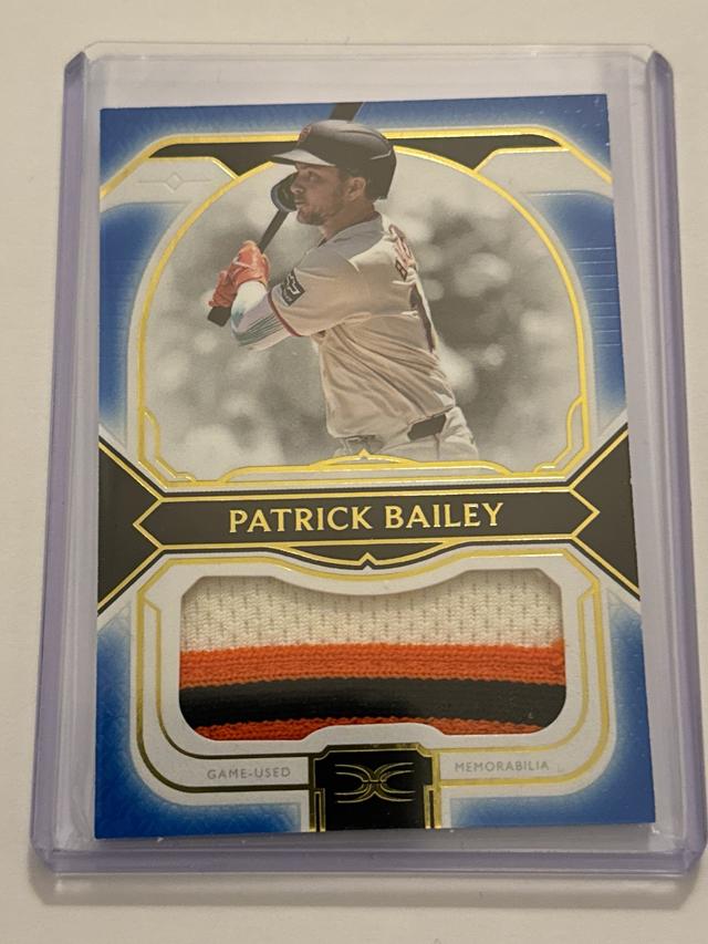 Patrick Bailey 2024 Topps Definitive Jumbo Relic BLUE /30 #DJRC-PB Giants