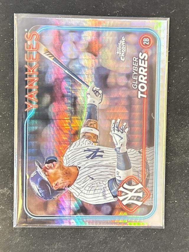 2024 Topps Chrome Gleyber Torres ﻿Base Set Prism Refractors #280