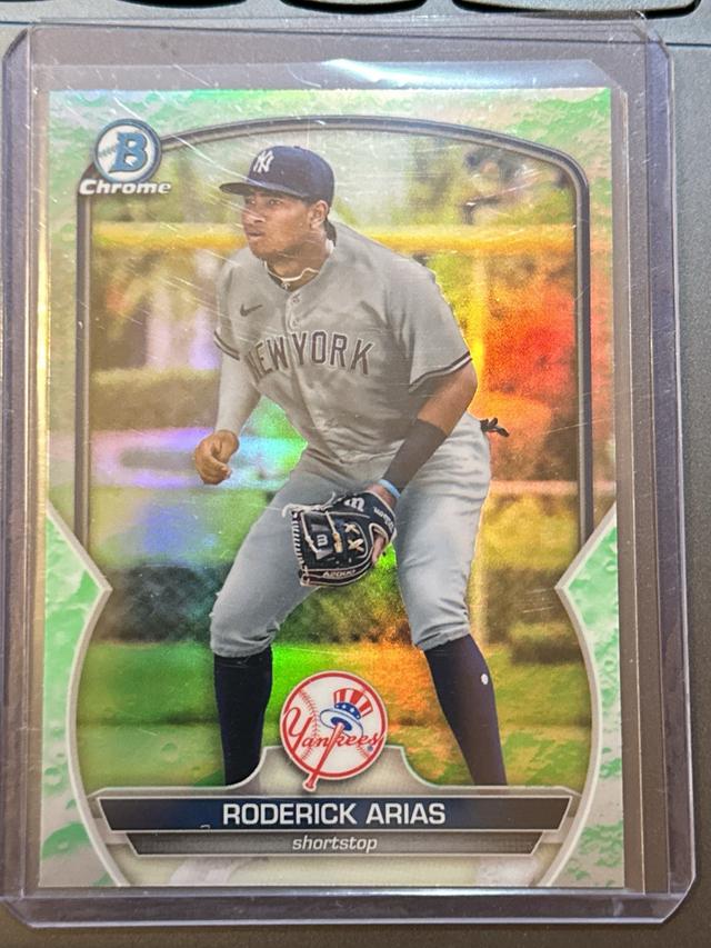 2023 Bowman Roderick Arias CHROME PROSPECTS #BCP-135