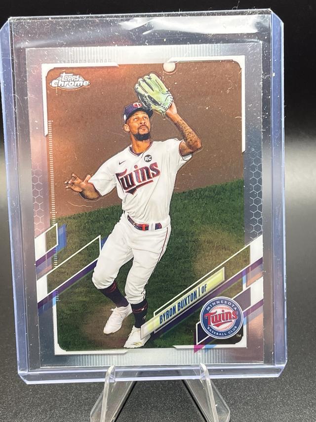 2021 Topps Chrome Byron Buxton BASE CARDS #139