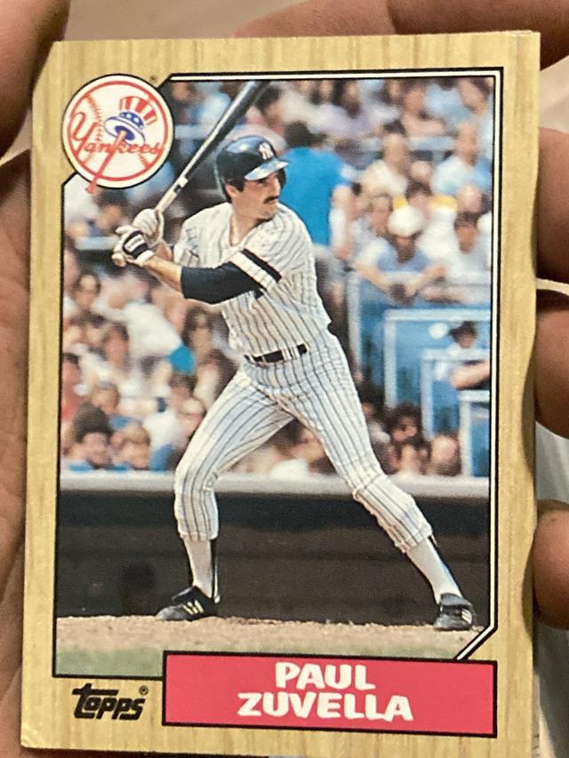 1987 Topps Paul Zuvella Base Set #102