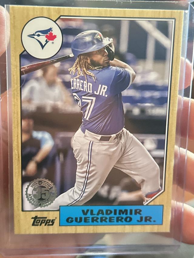 2022 Topps Series 1 Vladimir Guerrero Jr. 1987 TOPPS BASEBALL #T87-80