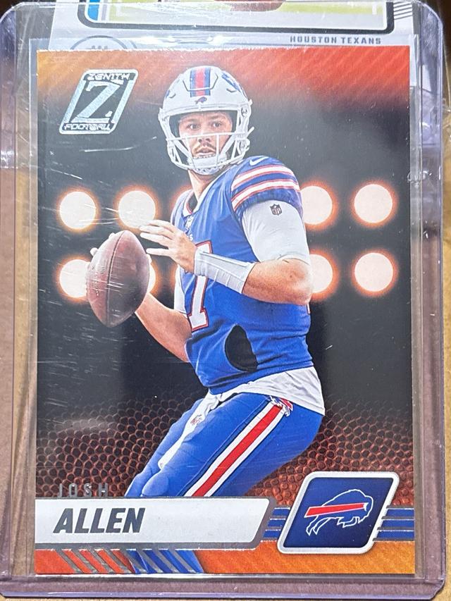 2023 Panini Zenith Football Josh Allen ﻿Base Set #11