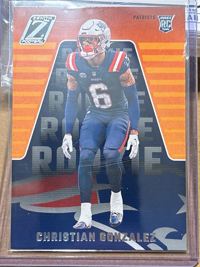 2023 Panini Zenith Football Christian Gonzalez Rookies #120