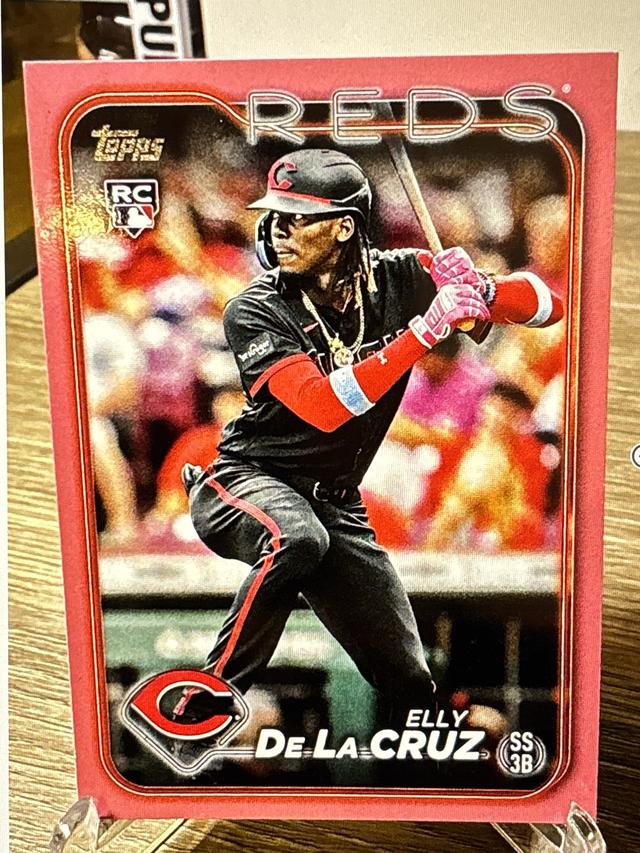 2024 Topps Series 1 Elly De La Cruz BASE CARD SET Mother’s Day Hot Pink /50 #141