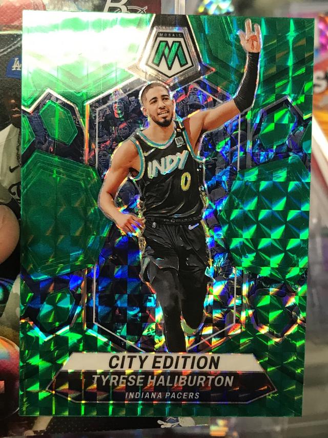 2023-24 Panini Mosaic Tyrese Haliburton City Edition Green #289