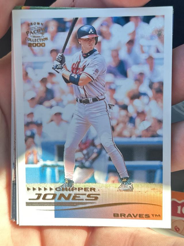 2000 Pacific Crown Collection Chipper Jones ﻿Base Set #22