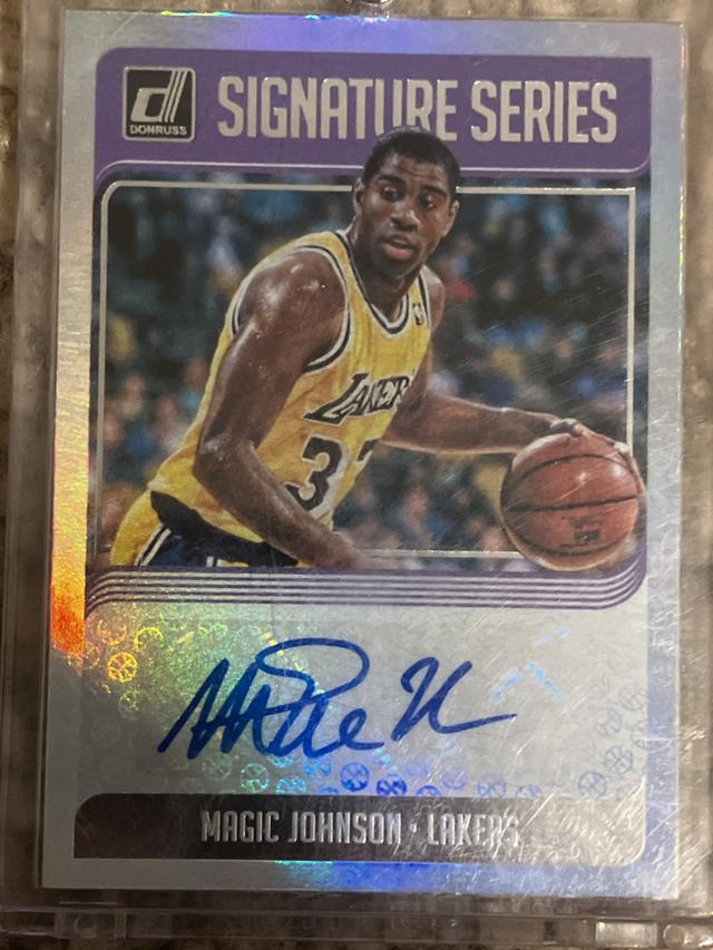 2018-19 Donruss Magic Johnson Signature Series Set #SG-MJS