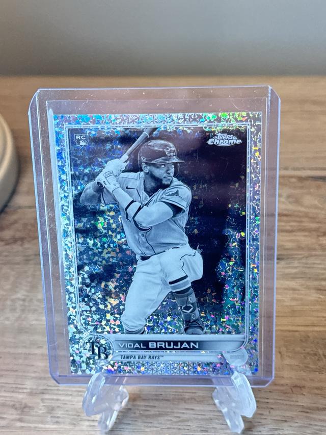 2022 Topps Chrome Vidal Brujan Black and White Mini Diamond Refractors #134