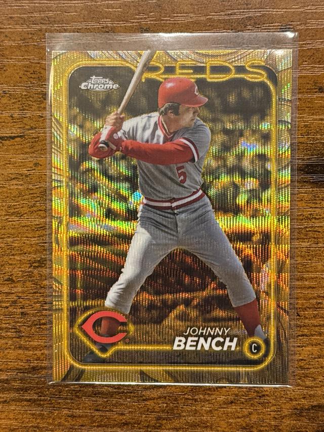 2024 Topps Gilded Collection Johnny Bench ﻿Base Set Gold Refractors /75 #137