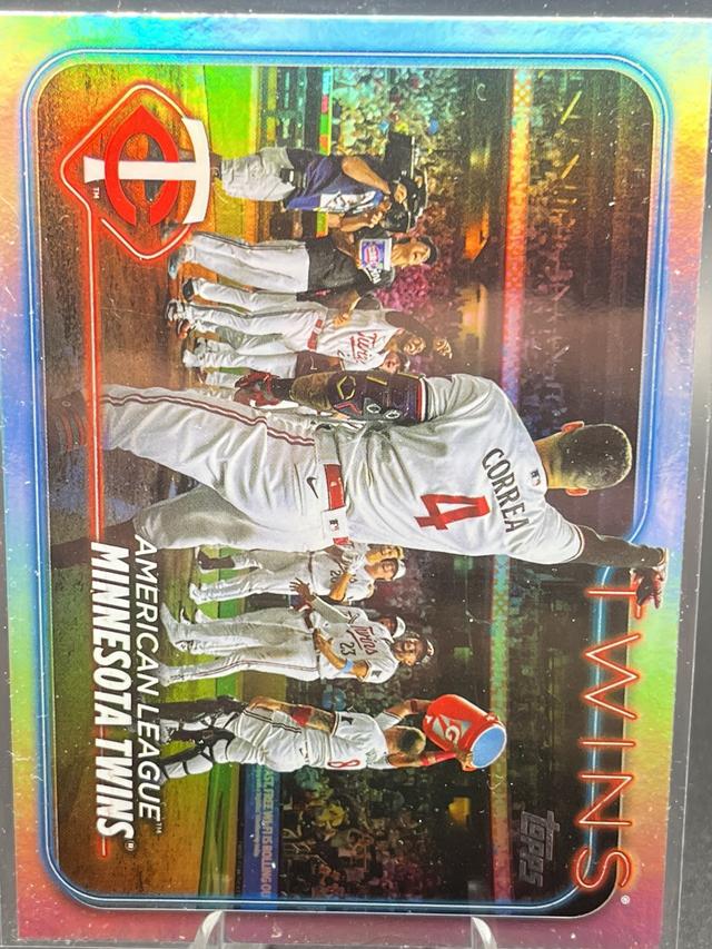 2024 Topps Series 2 Minnesota Twins BASE SET Rainbow Foil #692