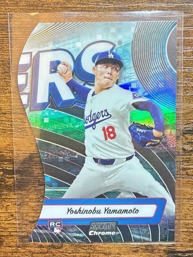 2024 Topps Stadium Club Yoshinobu Yamamoto Triumvirates #TRI-18 Dodgers Rookie