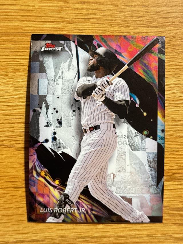 2024 Topps Finest Luis Robert Jr. Uncommon #153