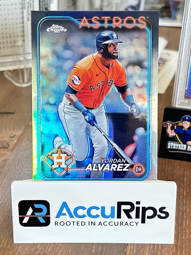 2024 Topps Chrome Yordan Alvarez ﻿Base Set #170