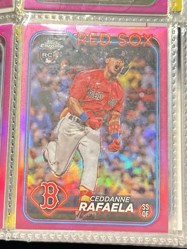 2024 Topps Finest Ceddanne Rafaela ﻿Base Set Black Refractor /20 #18