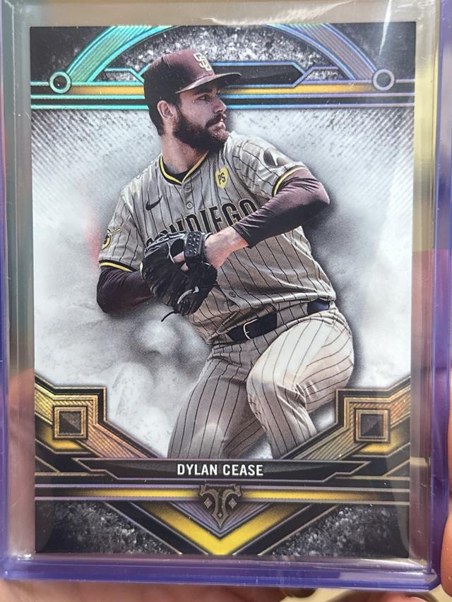 2024 Topps Triple Threads Dylan Cease ﻿Base Set #86