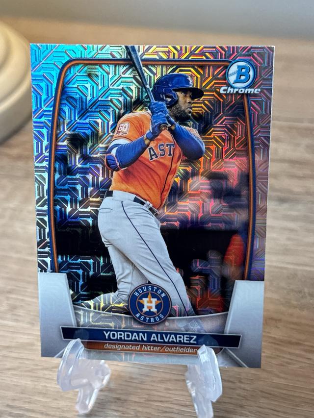 2023 Bowman Chrome Mega Yordan Alvarez Base Chrome Veterans & Rookies Mojo #29