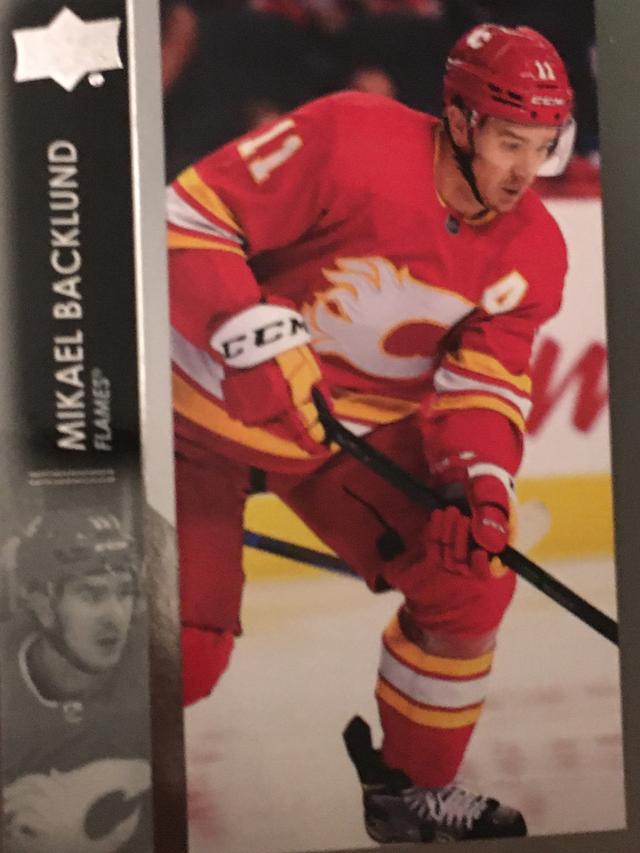 2021-22 Upper Deck Hockey Series 2 Mikael Backlund Base Set #275