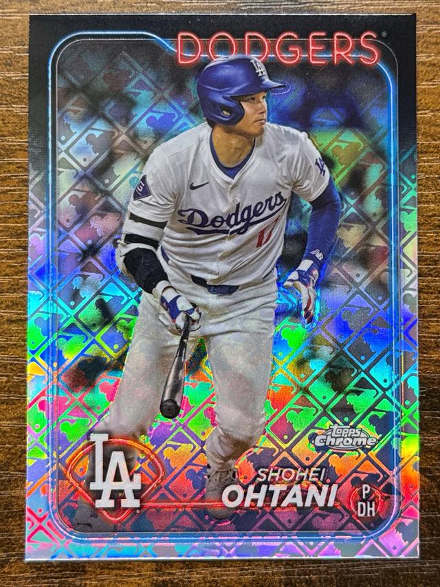 2024 Topps Chrome LogoFractor Shohei Ohtani ﻿Base Set #1