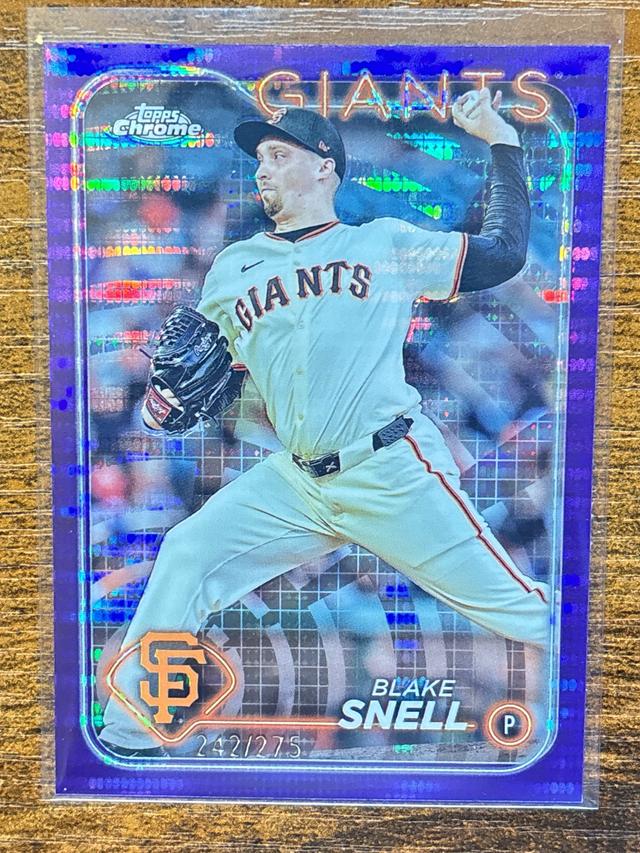 2024 Topps Chrome Blake Snell ﻿Sonar Purple Ref /275 #218 Giants Dodgers Pitcher