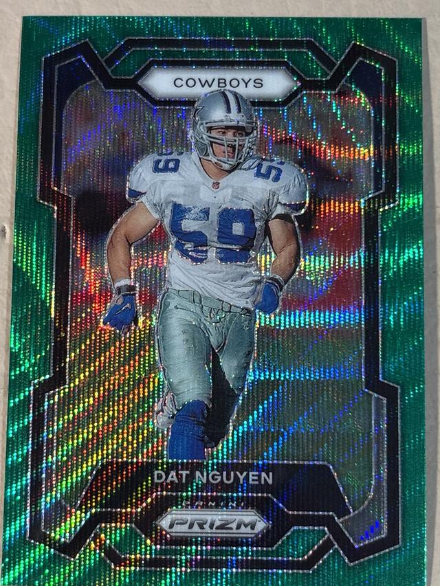 2023 Panini Prizm Football Dat Nguyen Base Set Green Wave #80