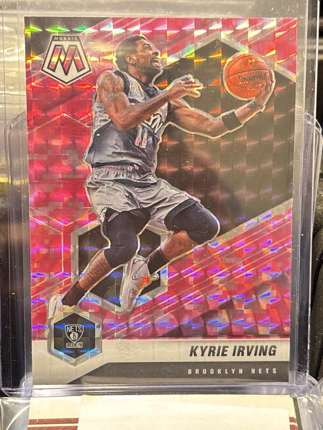 2020-21 Panini Mosaic Kyrie Irving Base Set #198