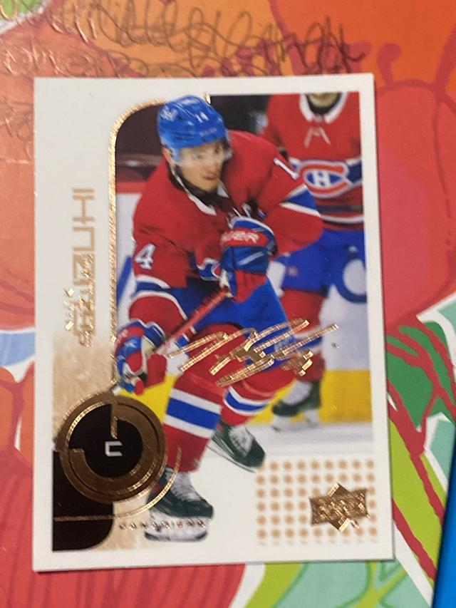 2022-23 Upper Deck MVP Nick Suzuki Colors and Contours Set #66