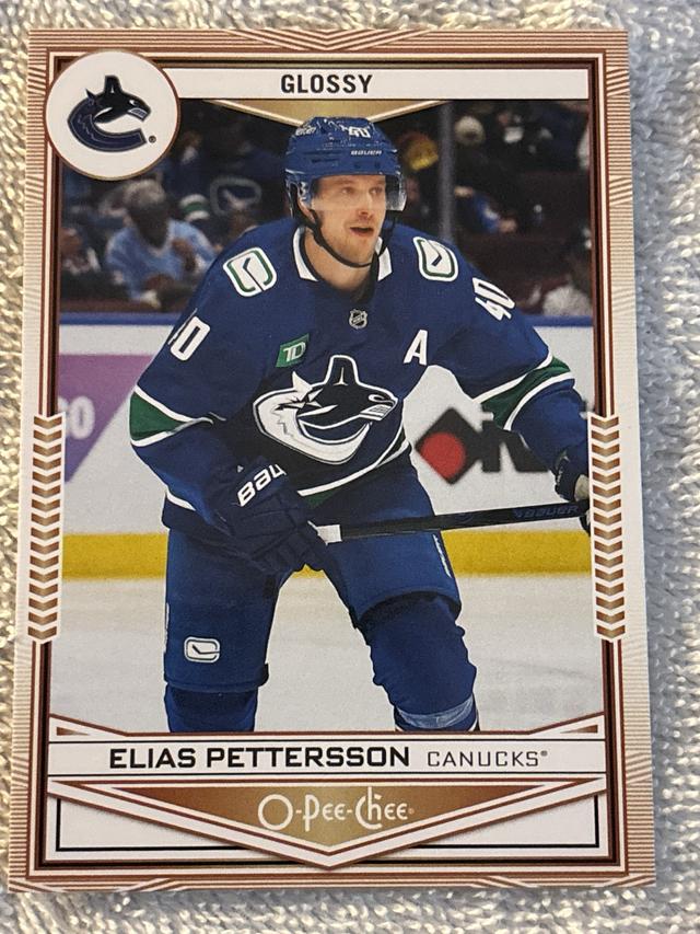 2024-25 Upper Deck Series 1 Elias Pettersson O-Pee-Chee Glossy #OG-6