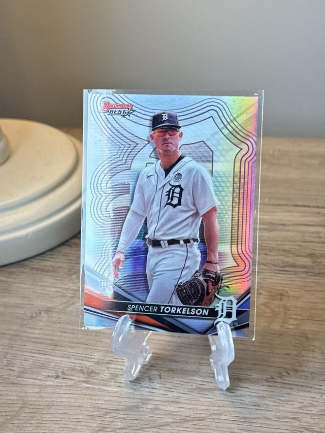 2022 Bowman's Best Spencer Torkelson Base Set Refractor #7