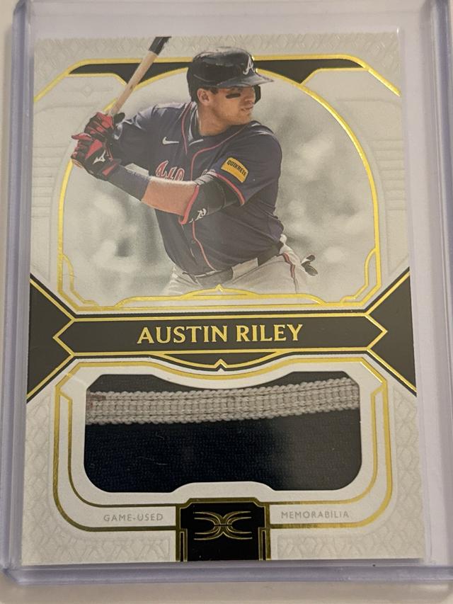 Austin Riley 2024 Topps Definitive Jumbo Relic Collection /50 #DJRC-ARI Braves