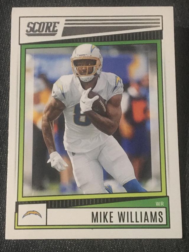 2022 Score Football Mike Williams Base Set #134