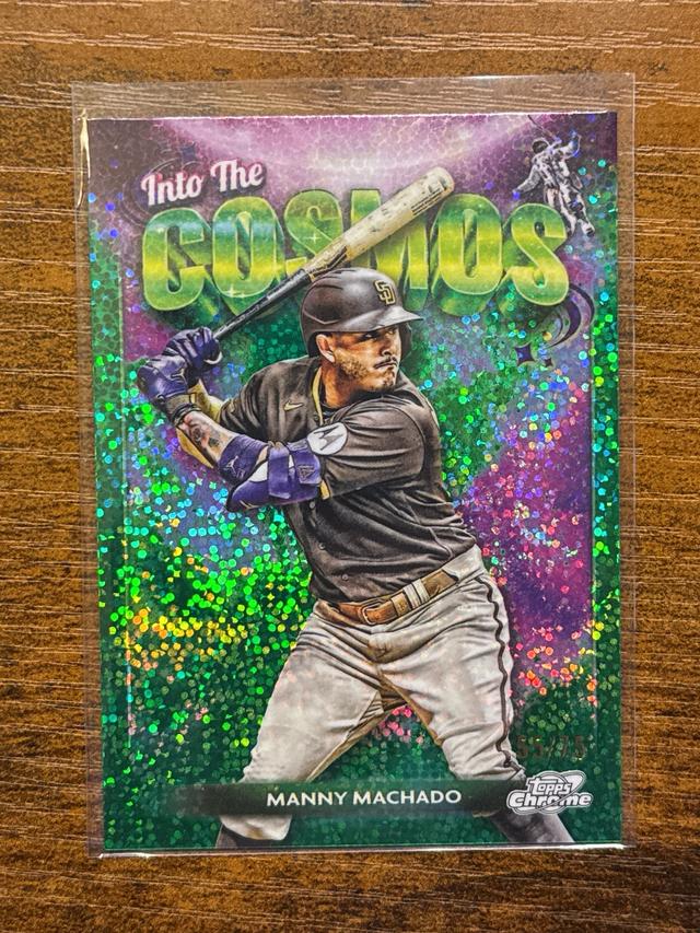 2024 Topps Cosmic Chrome Manny Machado Into the Cosmos Green Space Dust /75