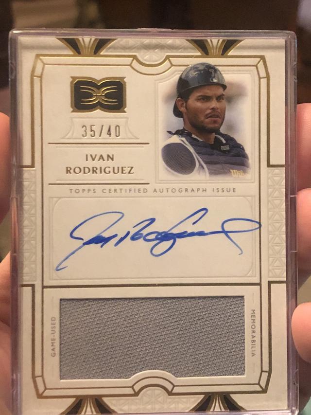 2024 Topps Definitive Ivan Rodriguez Autograph Relics /40 #DARC-IR