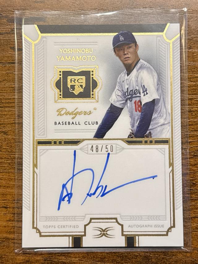 2024 Topps Definitive Yoshinobu Yamamoto Rookie Auto /50 #DRA-YY RC Dodgers