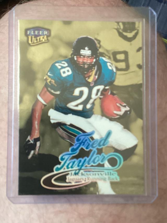 1999 Fleer Ultra Fred Taylor ﻿Gold Medallion #247G