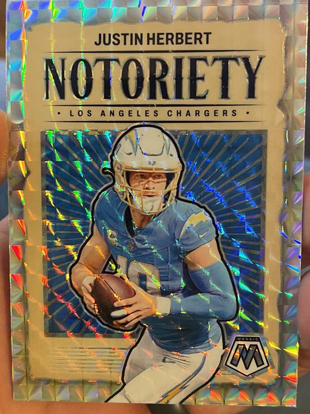 2024 Panini Mosaic Football Justin Herbert Notoriety #14