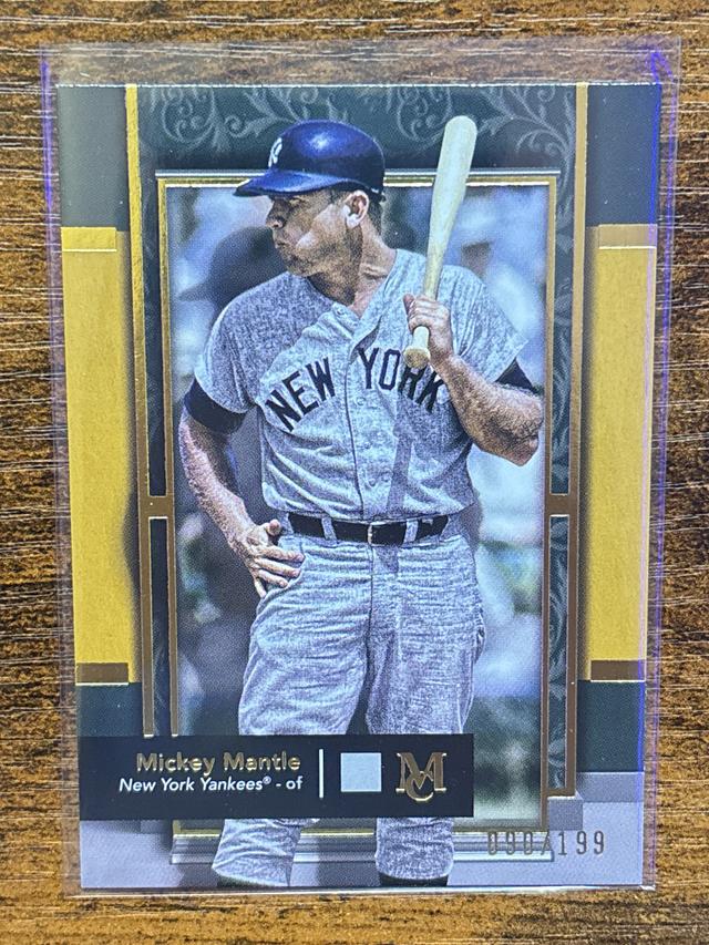 2024 Topps Museum Collection Mickey Mantle ﻿Gold /199 #16 Yankees HOF