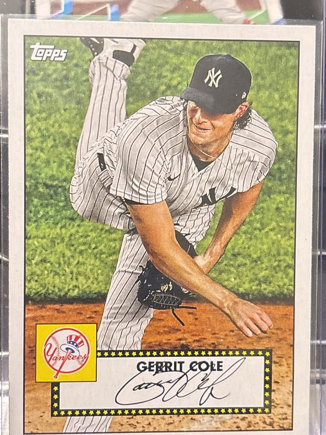 2021 Topps Series 1 Gerrit Cole TOPPS 1952 REDUX #T52-25