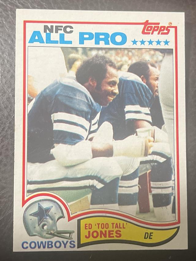 1982 Topps Football Ed 'Too Tall' Jones Base Set #318