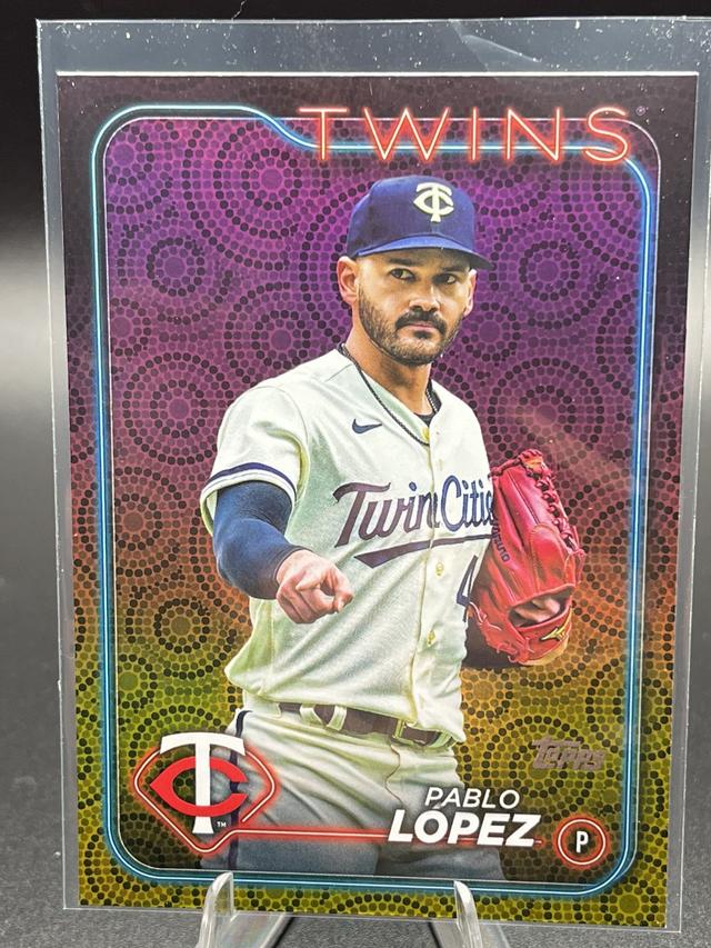 2024 Topps Series 2 Pablo López BASE SET Holiday #651