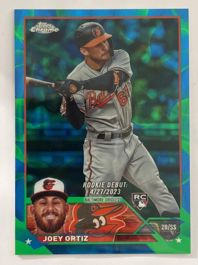 2023 Topps Chrome Update Series Joey Ortiz Blue/Green Lava Lamp Refractors /125