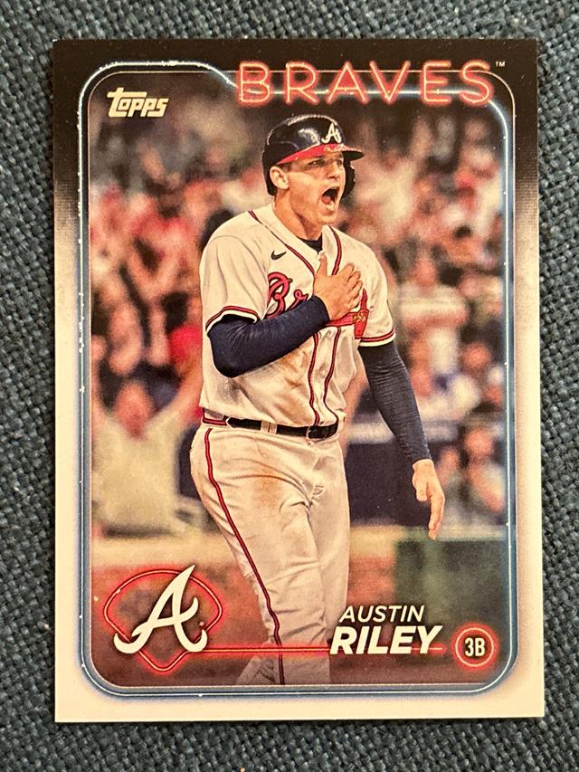 2024 Topps Series 2 Austin Riley BASE SET #595