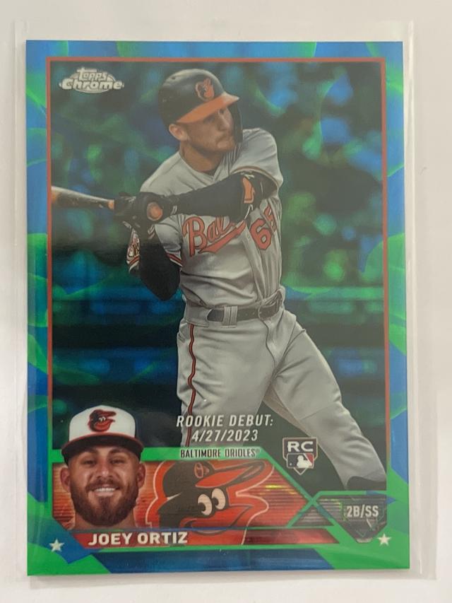 2023 Topps Chrome Update Series Joey Ortiz Blue/Green Lava Lamp Refractors /125