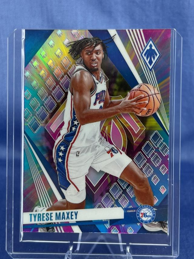 2023-24 Panini Phoenix Basketball Tyrese Maxey ﻿Base Set #114