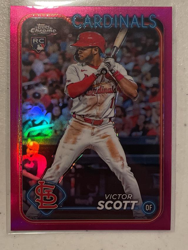 2024 Topps Chrome Victor Scott ﻿Base Set Pink Refractors #251